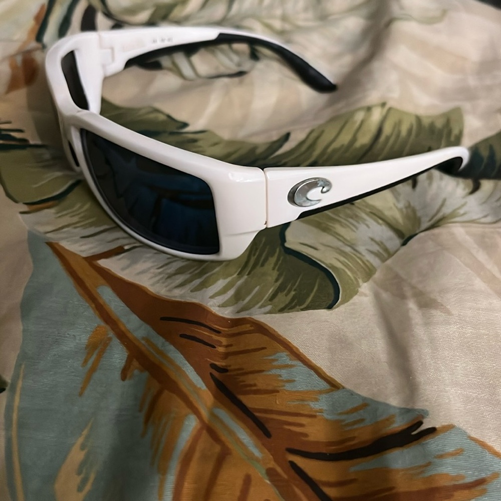 Costa fantail blue mirror